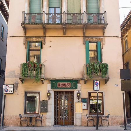 Hotel Al Castello Verona Bagian luar foto