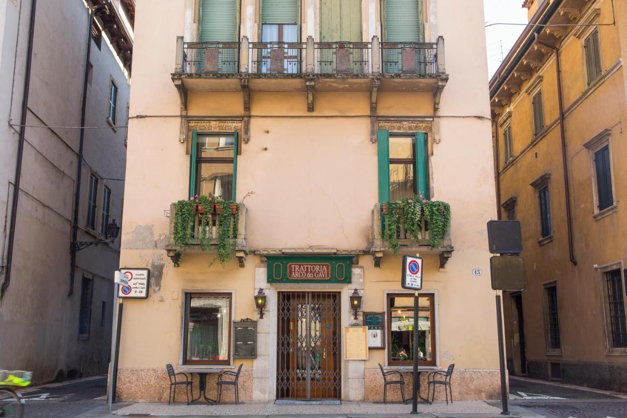 Hotel Al Castello Verona Bagian luar foto